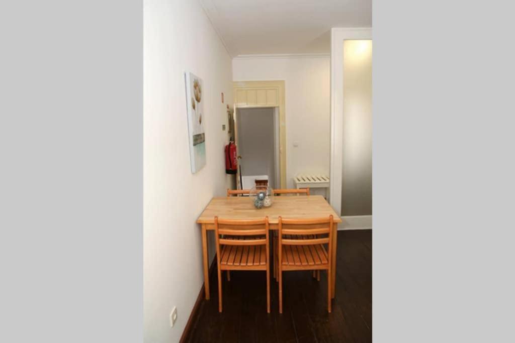 Pdl Central Apartments - Three ポンタ・デルガダ エクステリア 写真