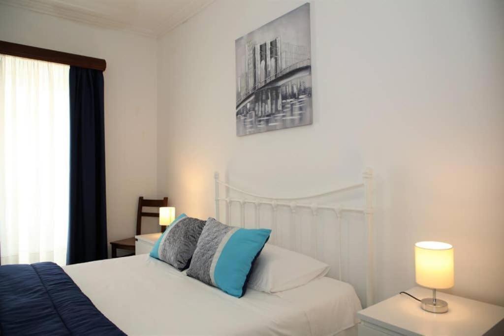 Pdl Central Apartments - Three ポンタ・デルガダ エクステリア 写真